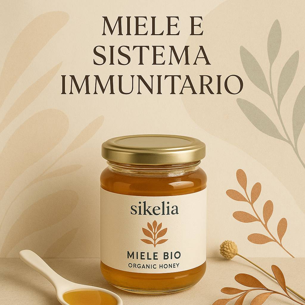 Miele e sistema immunitario - vaso di miele naturale SikeliaBio su fondo chiaro