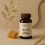 propoli benefici sistema immunitario: immagine di unguento naturale a base di propoli SikeliaBio